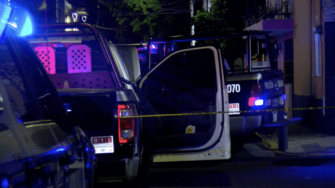 Guadalajara: Mujer es hallada sin vida en cochera de domicilio