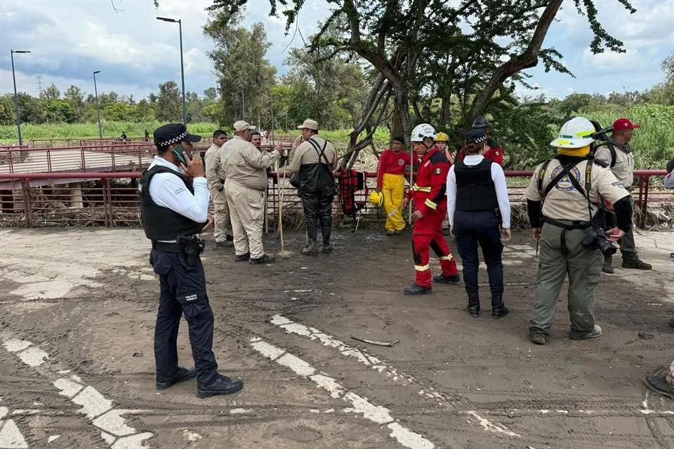 Tonalá: Buscan a Kevin, joven arrastrado por la corriente