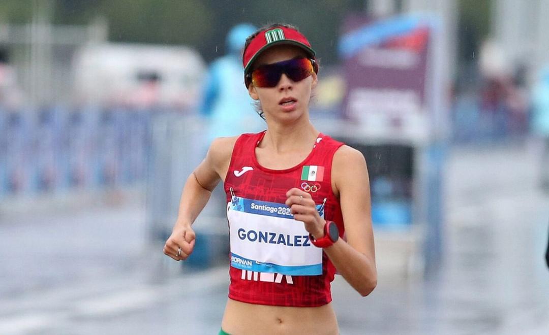 Alegna González gana plata en Tokio y bate récord continental