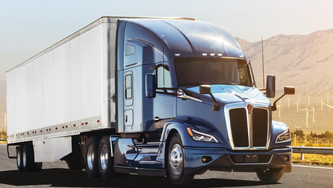 Trump anuncia aranceles del 25% a camiones importados por EU