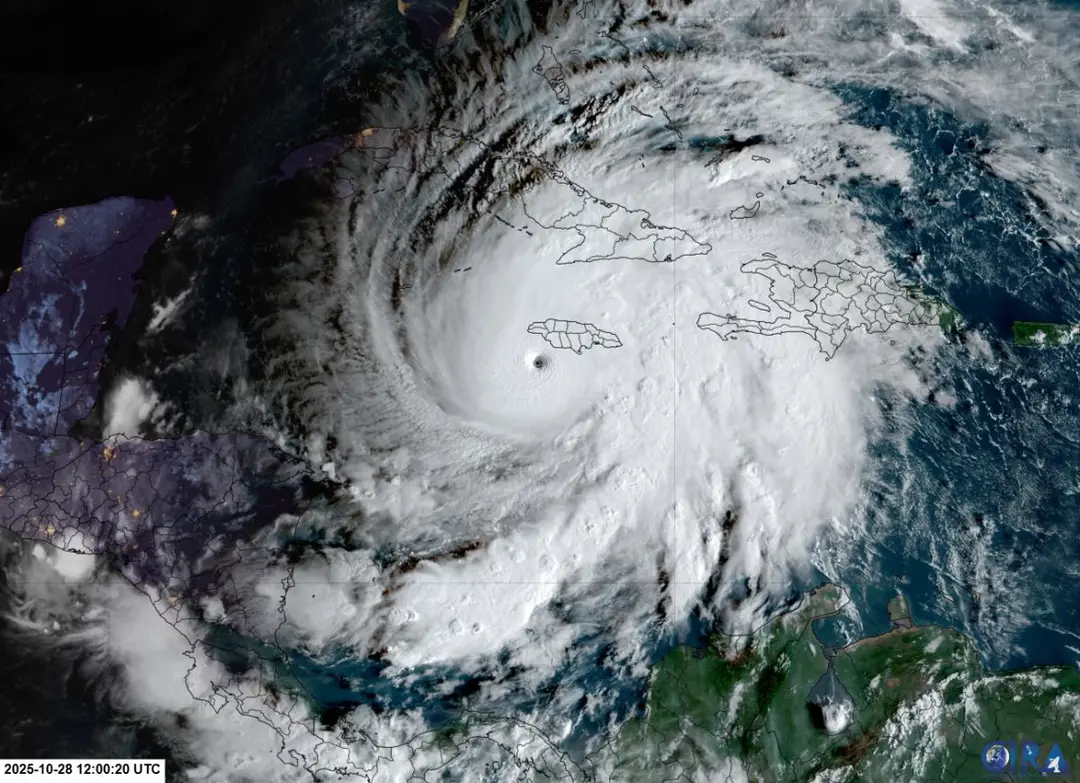 Huracán Melissa toca tierra en Jamaica como categoría 5