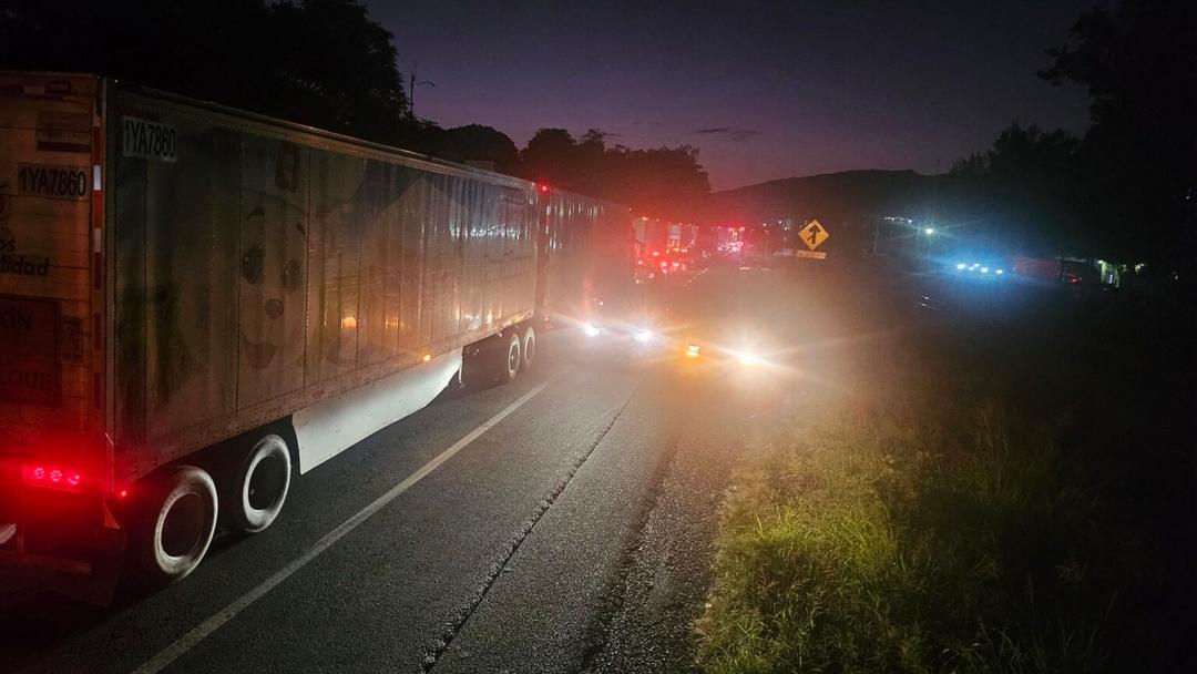Bloqueos en Jalisco: ¿Qué carreteras están cerradas este 29 de octubre?