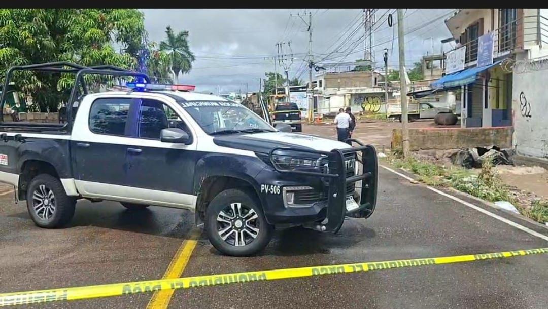 Puerto Vallarta: Muere hombre tras lluvia; lo arrastró la corriente