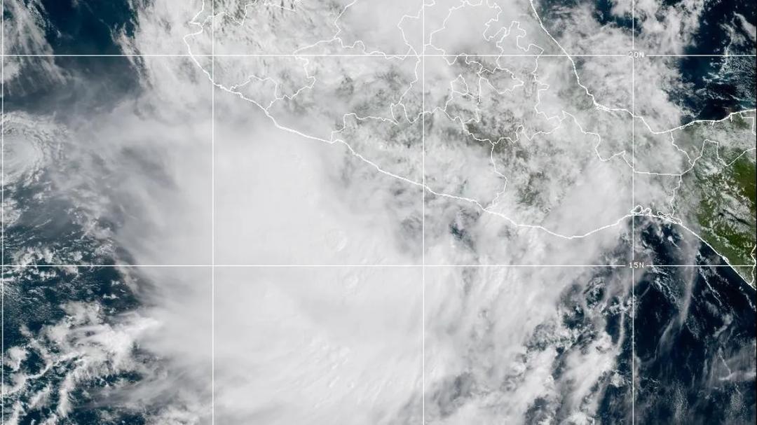 Diecisiete E: Se forma nueva tormenta tropical; generará fuertes lluvias