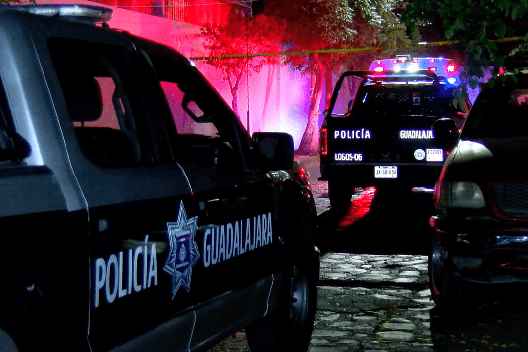Guadalajara: Hombre con 15 carpetas por robo es detenido