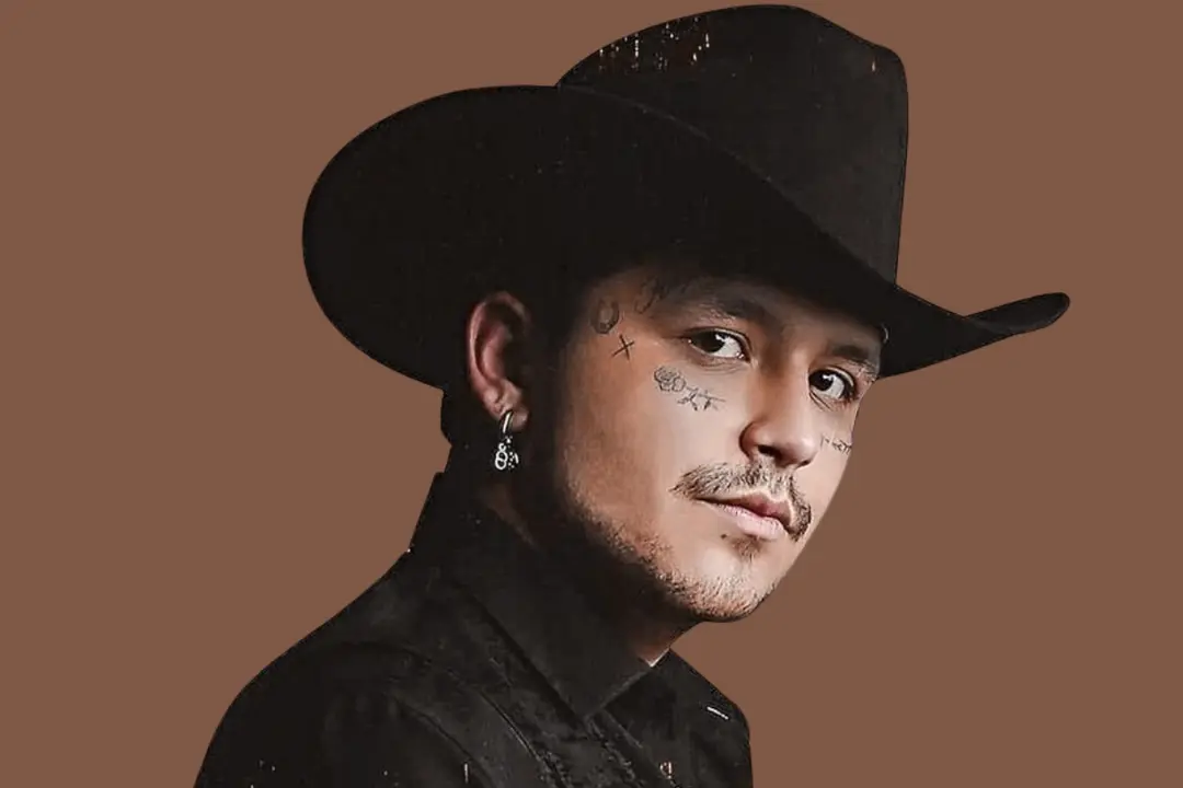 Christian Nodal recibe críticas por esta razón