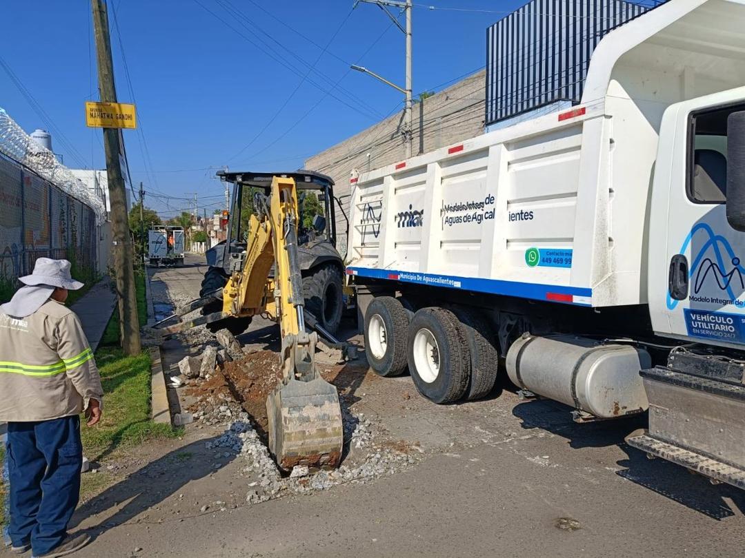 Aguascalientes: MIAA fortalece red de agua potable en fraccionamiento Agricultura