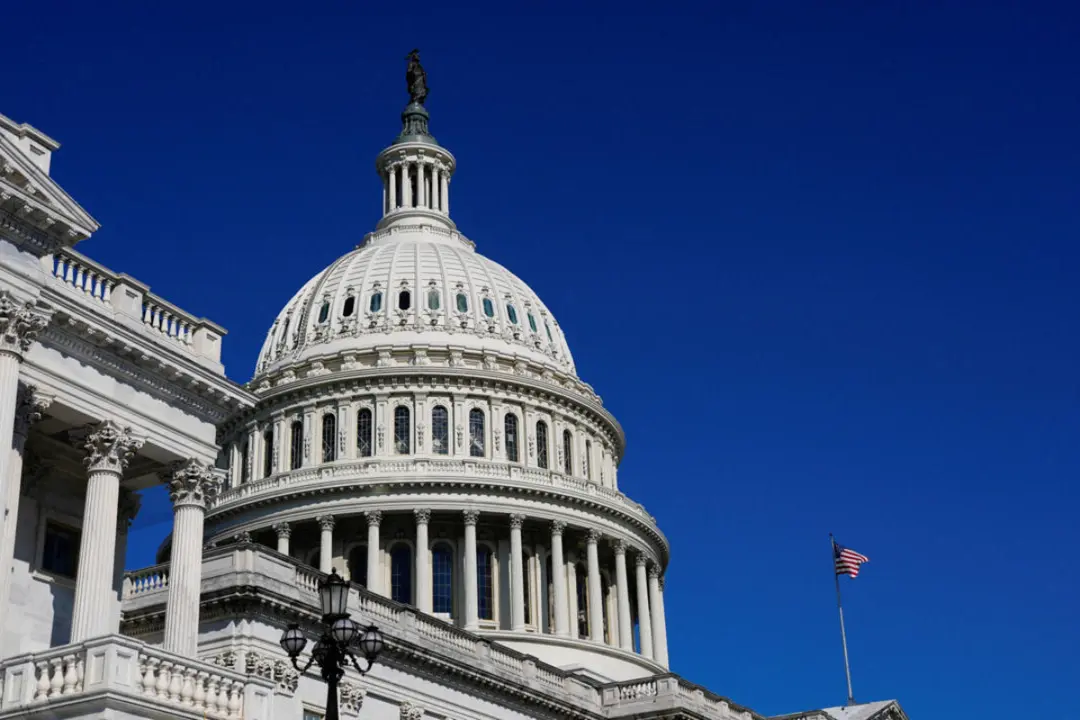 Senado de EU: Logran acuerdo para finalizar cierre de gobierno