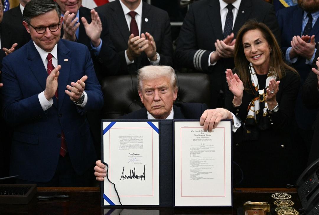 Trump firma ley que acaba con el cierre gubernamental