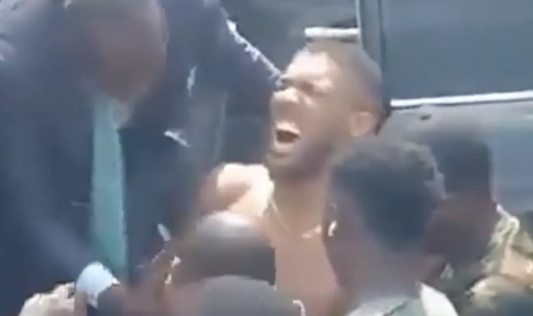VIDEO: Anthony Joshua resulta gravemente herido en accidente en Nigeria