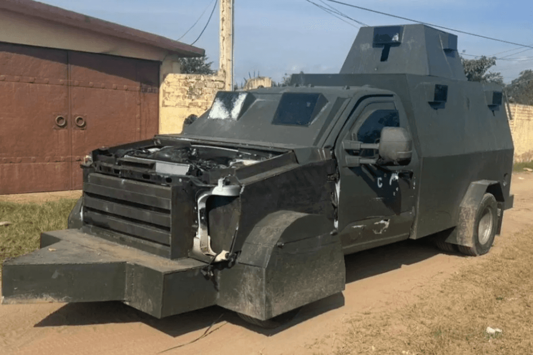 Escuinapa: Decomisan vehículo ‘monstruo’ con blindaje artesanal