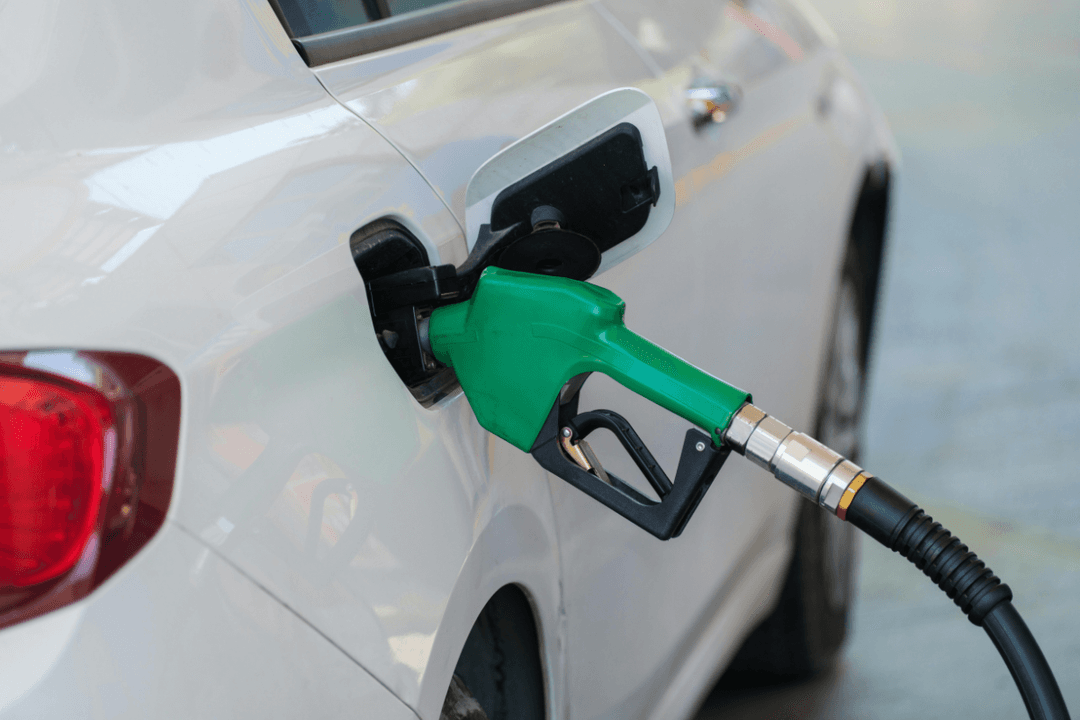 Gasolina 2026: Ajuste en cuotas del IEPS elevará precios en México