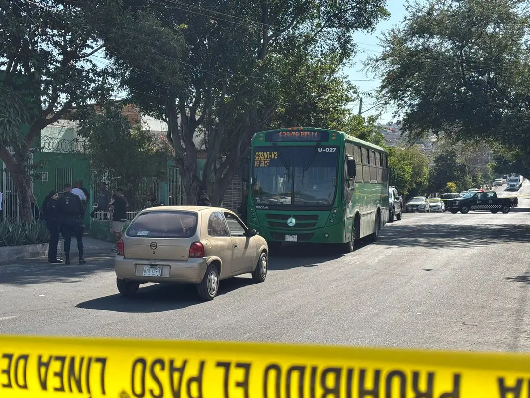 Guadalajara: Conductor de transporte público fallece a bordo de su unidad