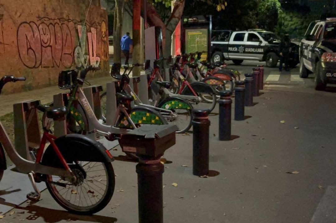 Guadalajara: Detienen a dos por robo de bicicletas públicas