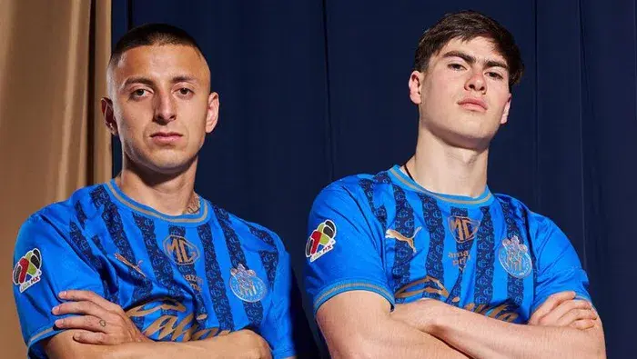 Chivas: ¿Cuánto cuesta la nueva jersey de aniversario?