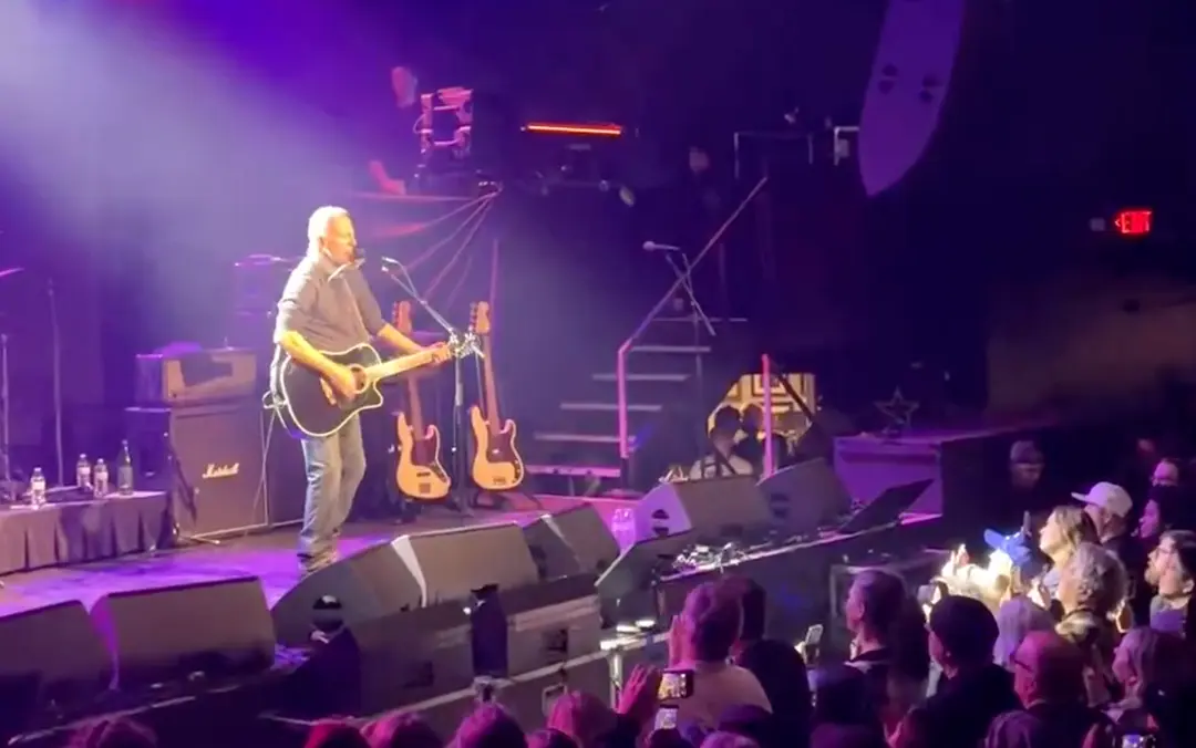 Bruce Springsteen interpreta canción contra ICE y Trump en Mineápolis