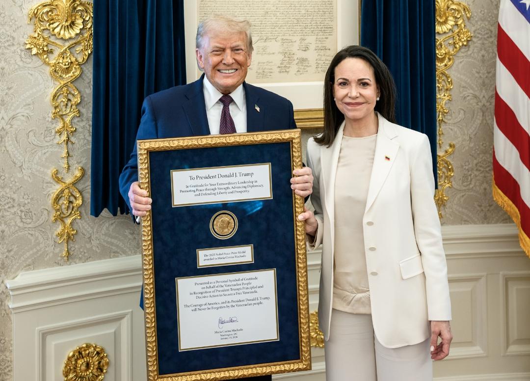 Corina Machado entrega medalla del Premio Nobel a Donald Trump