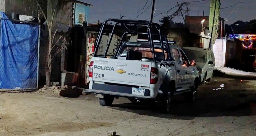 Tlaquepaque: Joven muere afuera de su casa; fue abandonado por el anexo