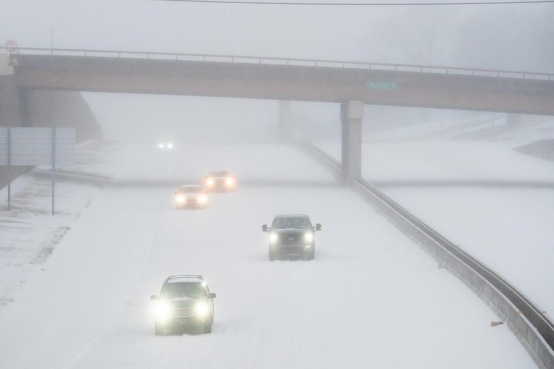 Tormenta Invernal en EU: La nieve y el hielo azotan varios estados