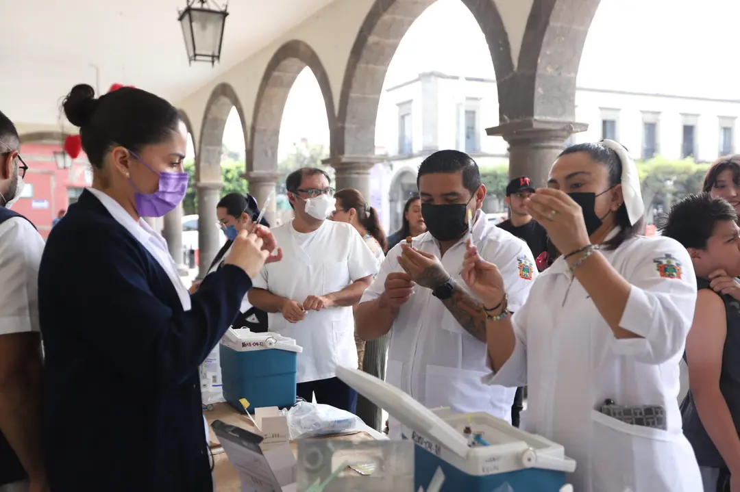 Sarampión en Jalisco: Acuden más de 250 mil jaliscienses a vacunarse
