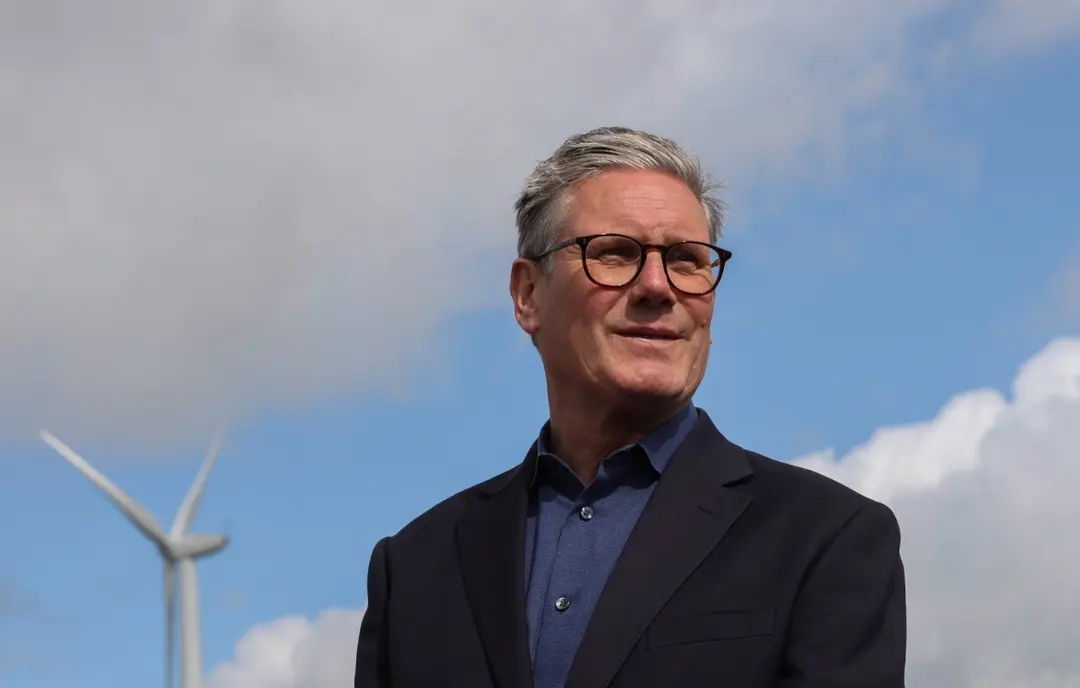 Ministro británico pide reducir la dependencia a EU en Europa