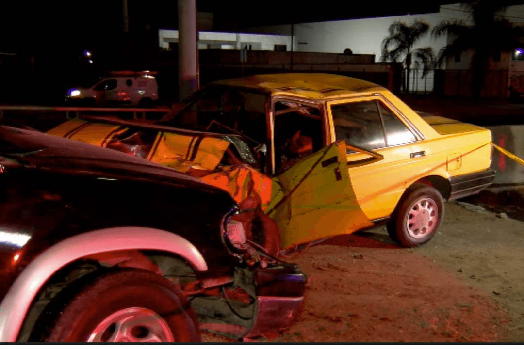 Tlajomulco: Cinco personas heridas deja choque