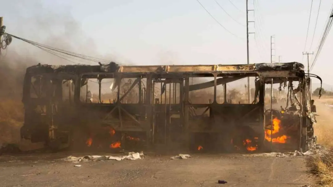 Jalisco: Bloqueos carreteros continúan la mañana de este martes