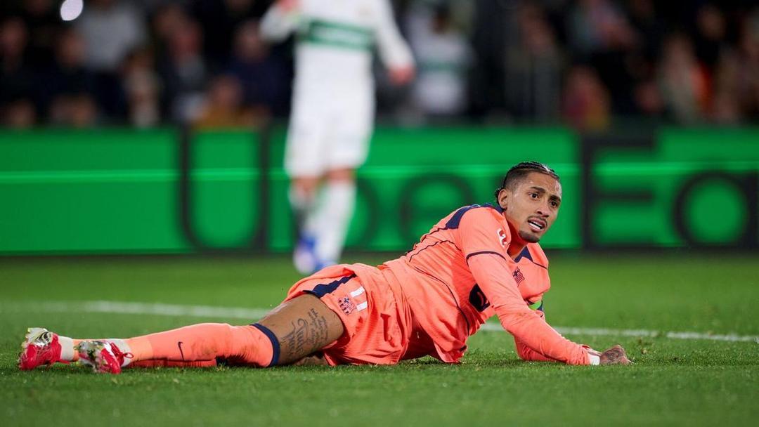 Barcelona: Raphinha estará de baja una semana por lesión