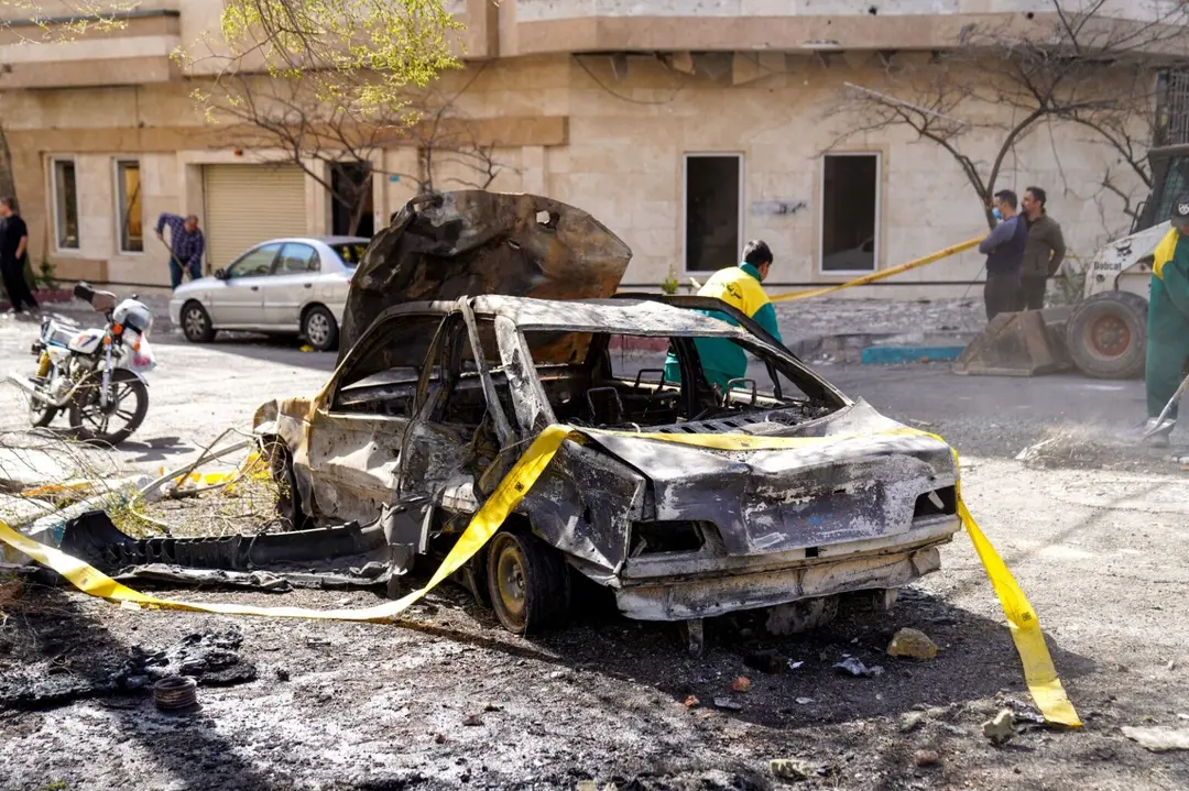 Irán: Reportan más de 200 muertos tras ataques de EU e Israel