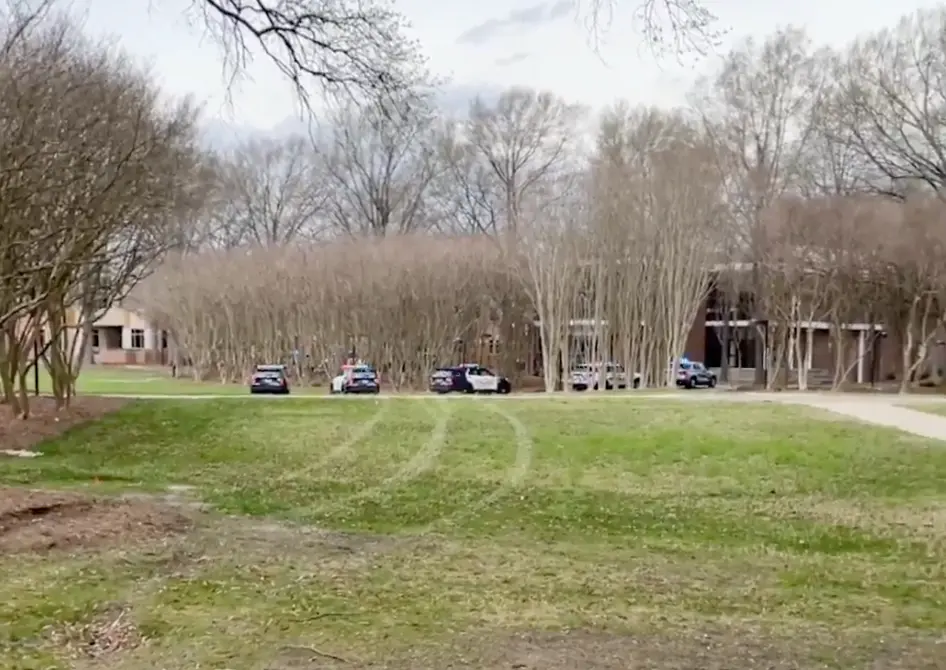 Tiroteo en Universidad de Virginia: FBI anuncia investigación por terrorismo