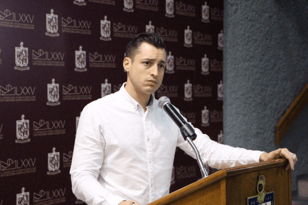 Colosio Riojas solicita indulto a Aburto y cerrar caso de su padre