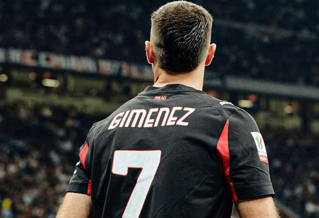 Serie A: Milan y Santi Giménez aceb ante el Napoli