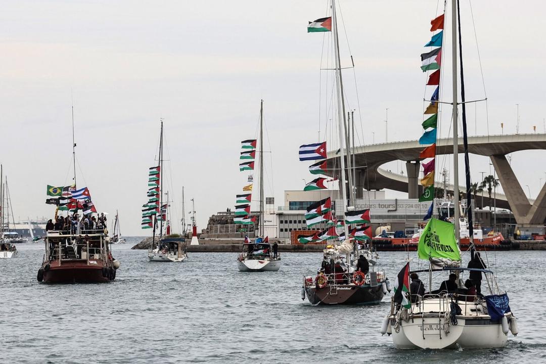 Israel detiene a 175 activistas de la flotilla para ayuda a Gaza