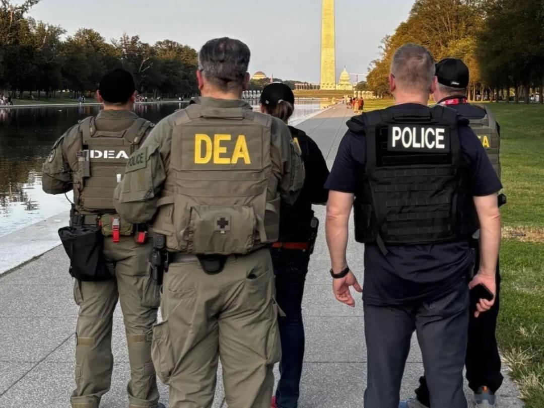 EU: Arrestan a 4 criminales de Sinaloa; son familia