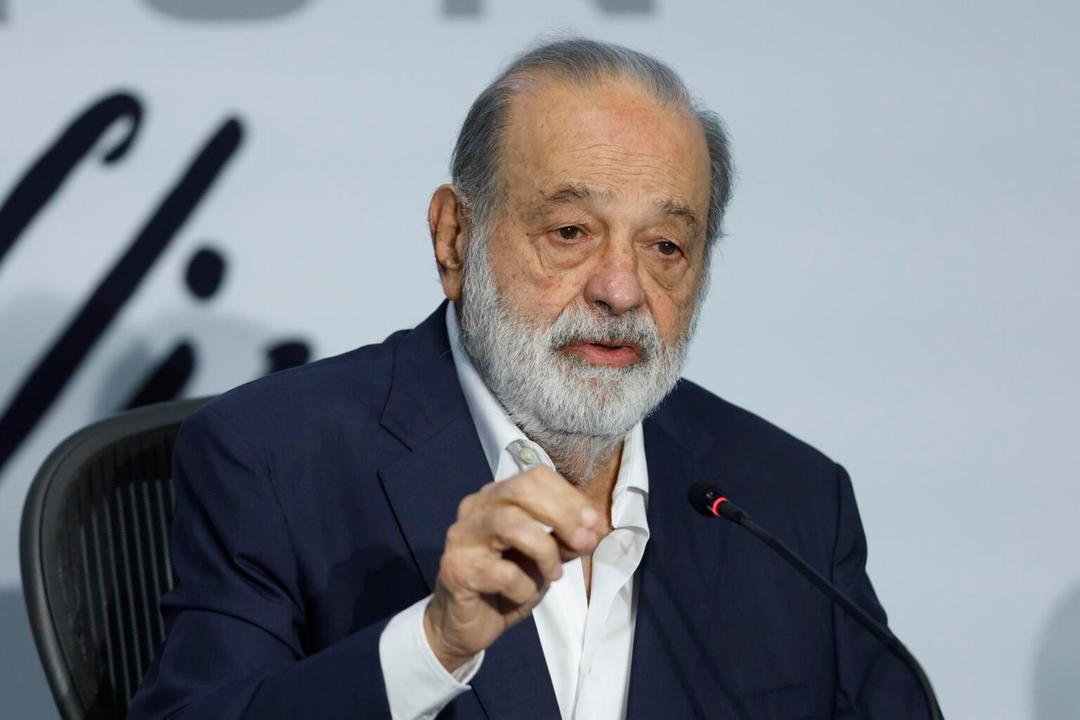 Carlos Slim anunció una inversión de 5 mil millones de dólares en México