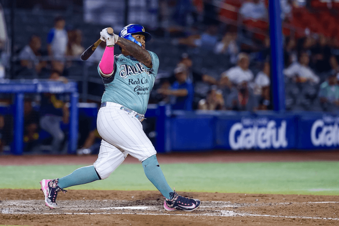 Charros de Jalisco reacciona y salva la serie con remontada épica
