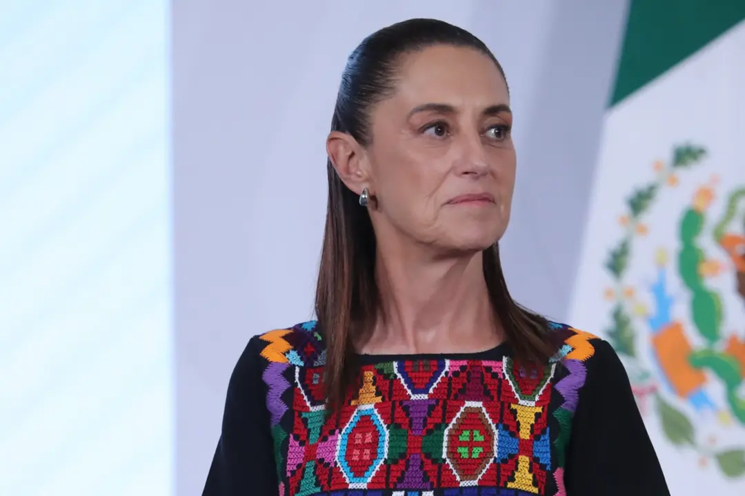Sheinbaum denuncia injerencia de EU en México; exculpa a Trump