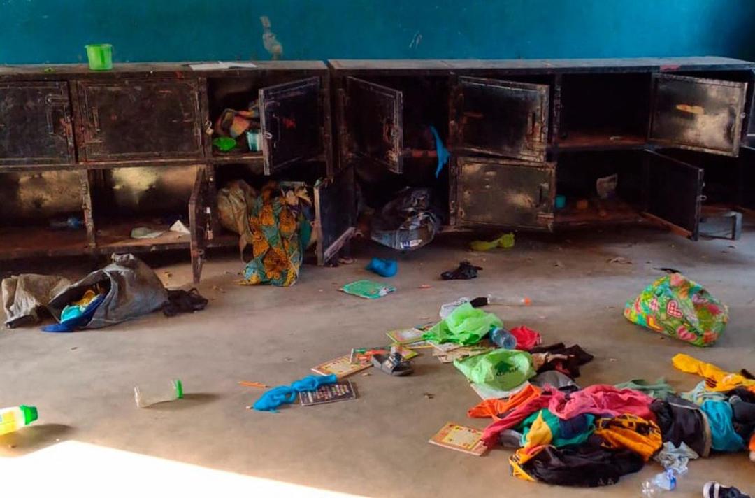 Nigeria: Reportan 46 secuestrados tras ataque a escuelas