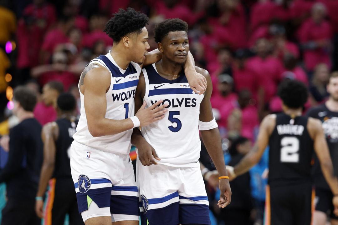 NBA: Timberwolves arruina el récord de tapones de Wembanyama en un partido de Playoffs