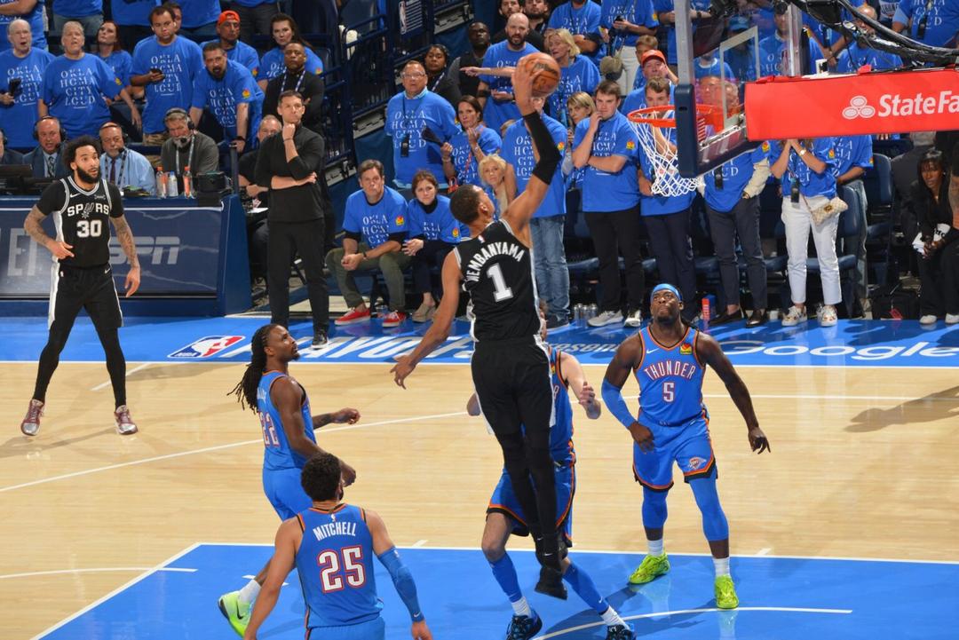 San Antonio Spurs vence al Oklahoma City Thunder en doble overtime con Victor Wembanyama encendido