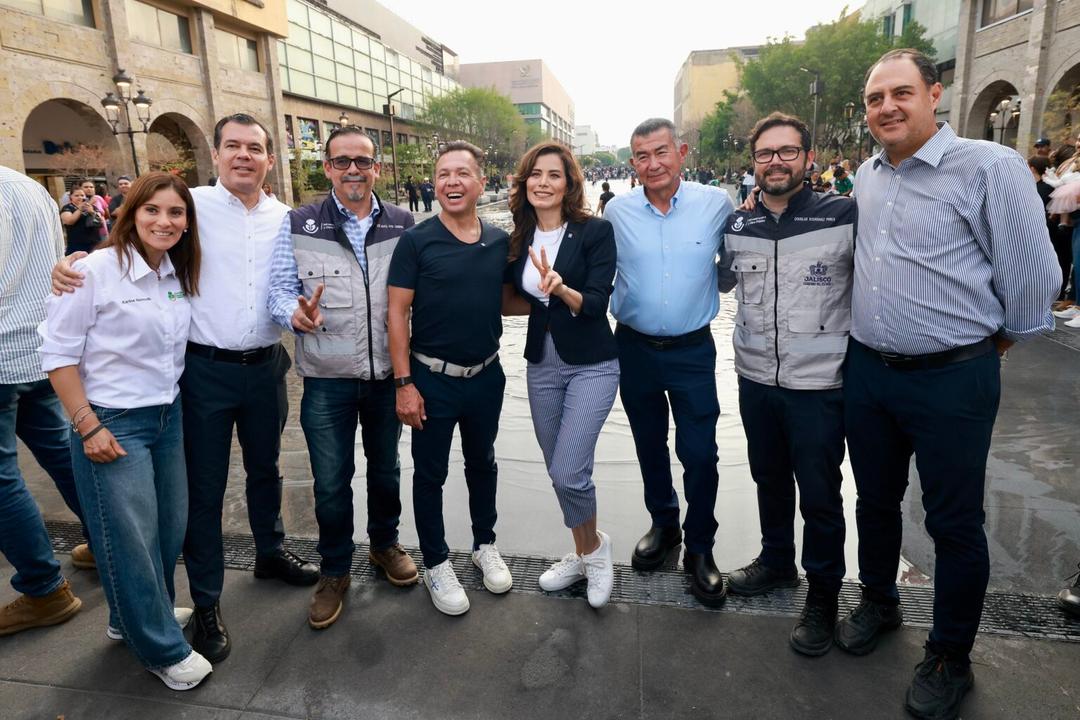 Jalisco entrega renovación de Plaza Fundadores y Plaza Tapatía