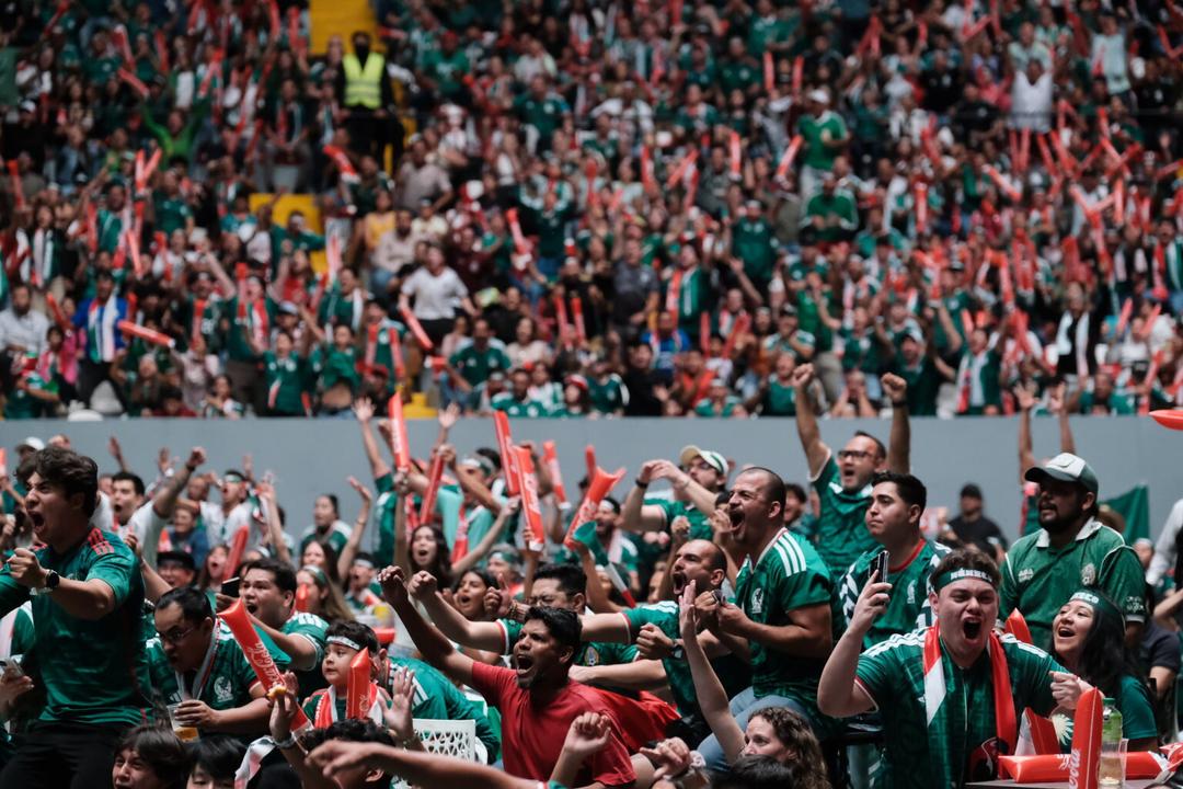 Zona Fan Vibra Jalisco reúne a más de 8 mil aficionados en el Benito Juárez