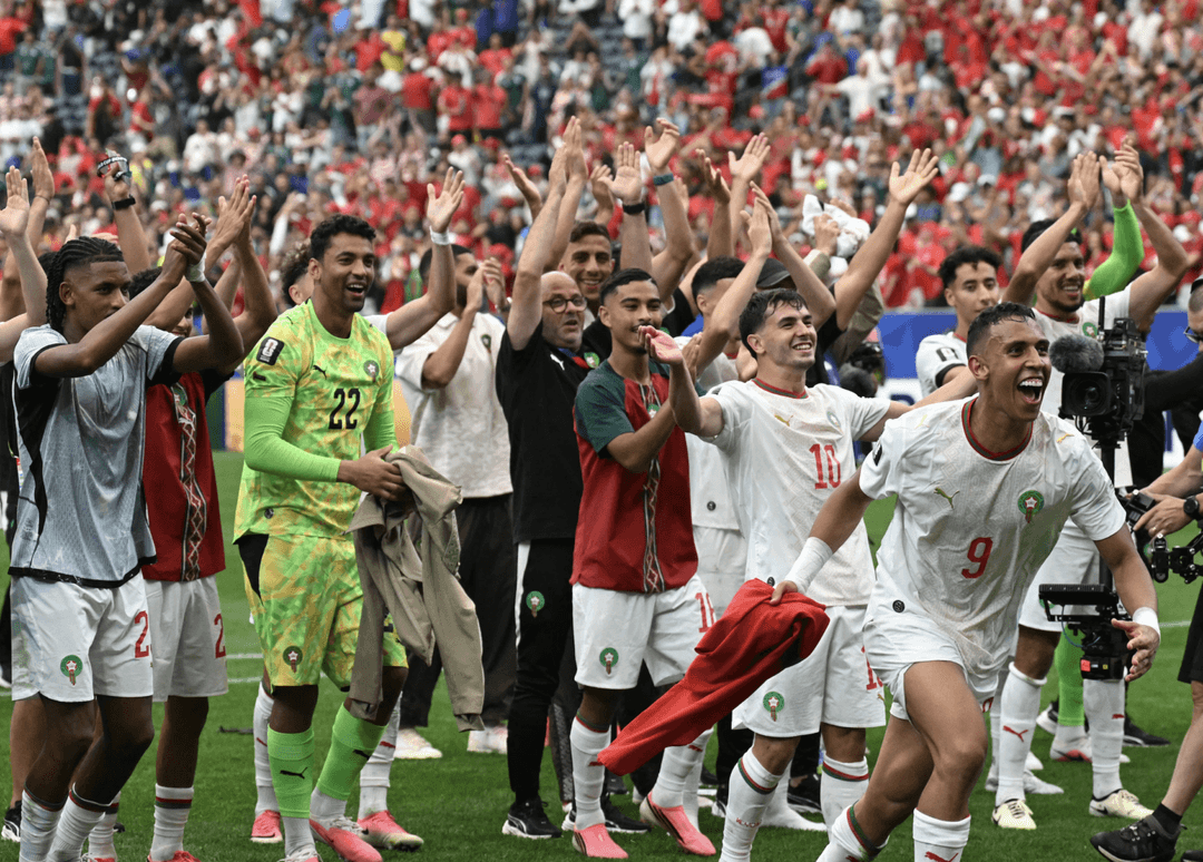 Marruecos avanza a cuartos al golear 3-0 a Canadá