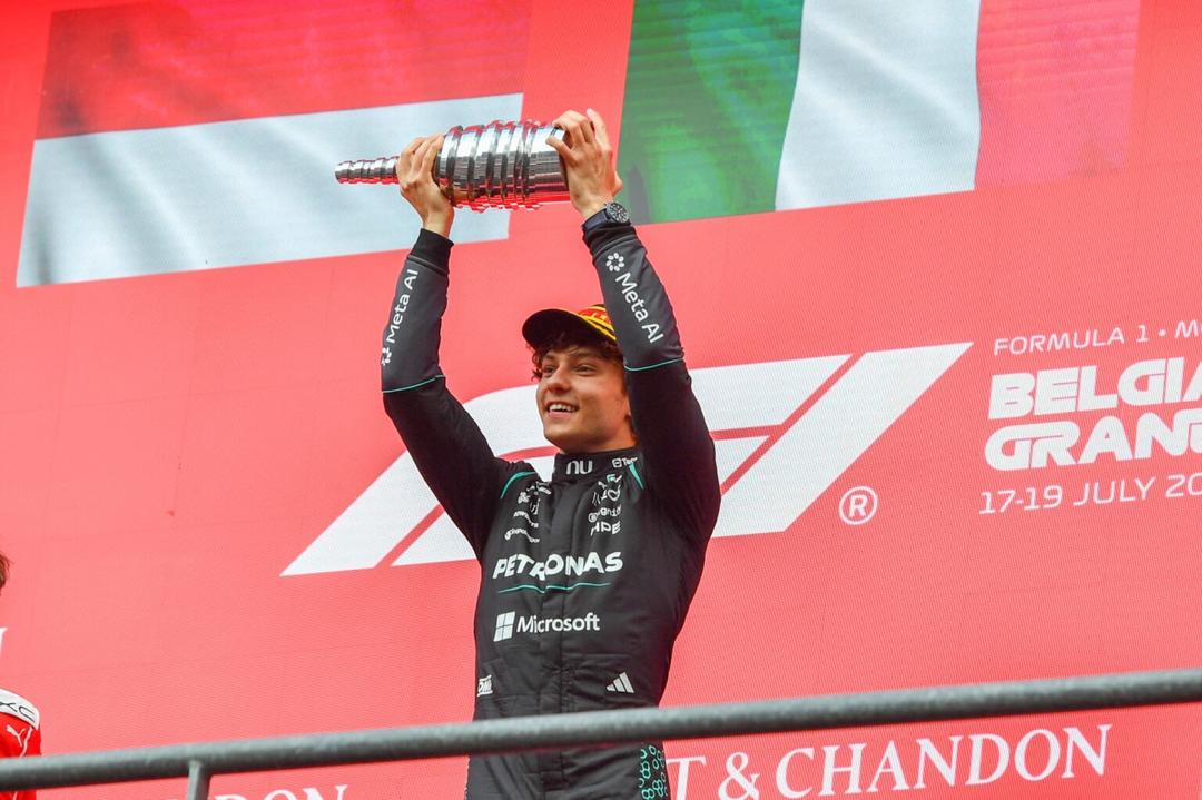 F1: Kimi Antonelli gana el Gran Premio de Bélgica