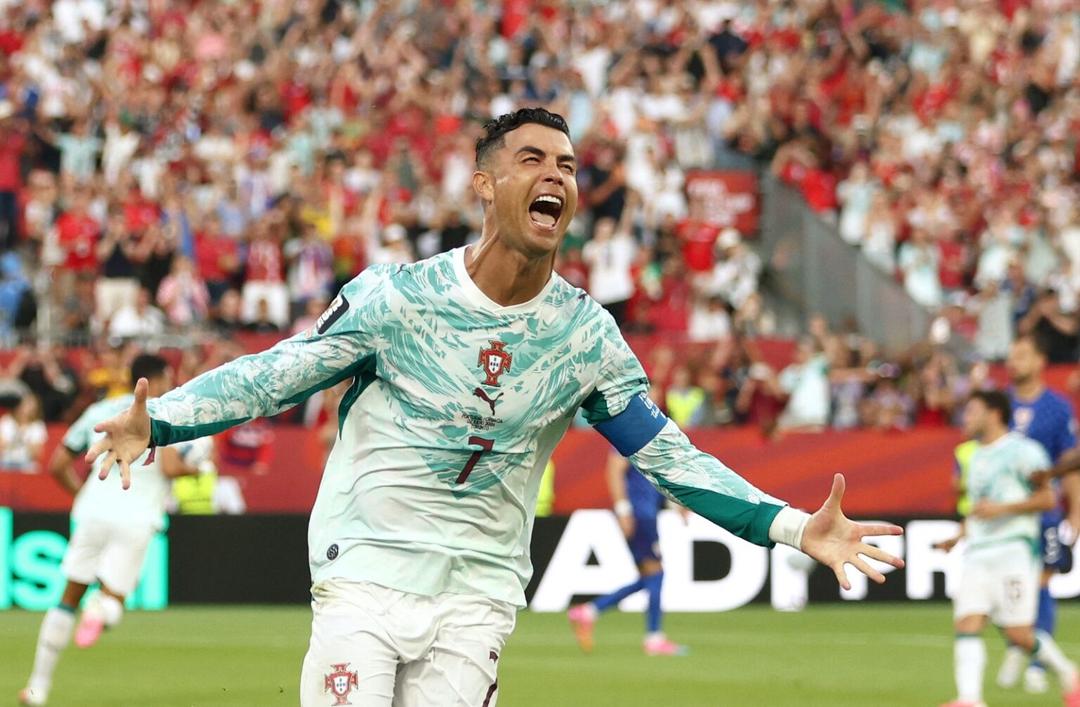 Portugal vence 2-1 a Croacia y ya espera a España