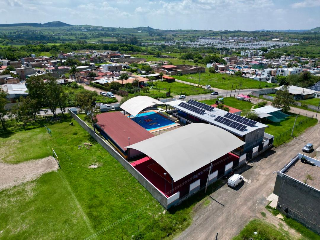 Jalisco con Estrella llega a 20 escuelas de El Salto