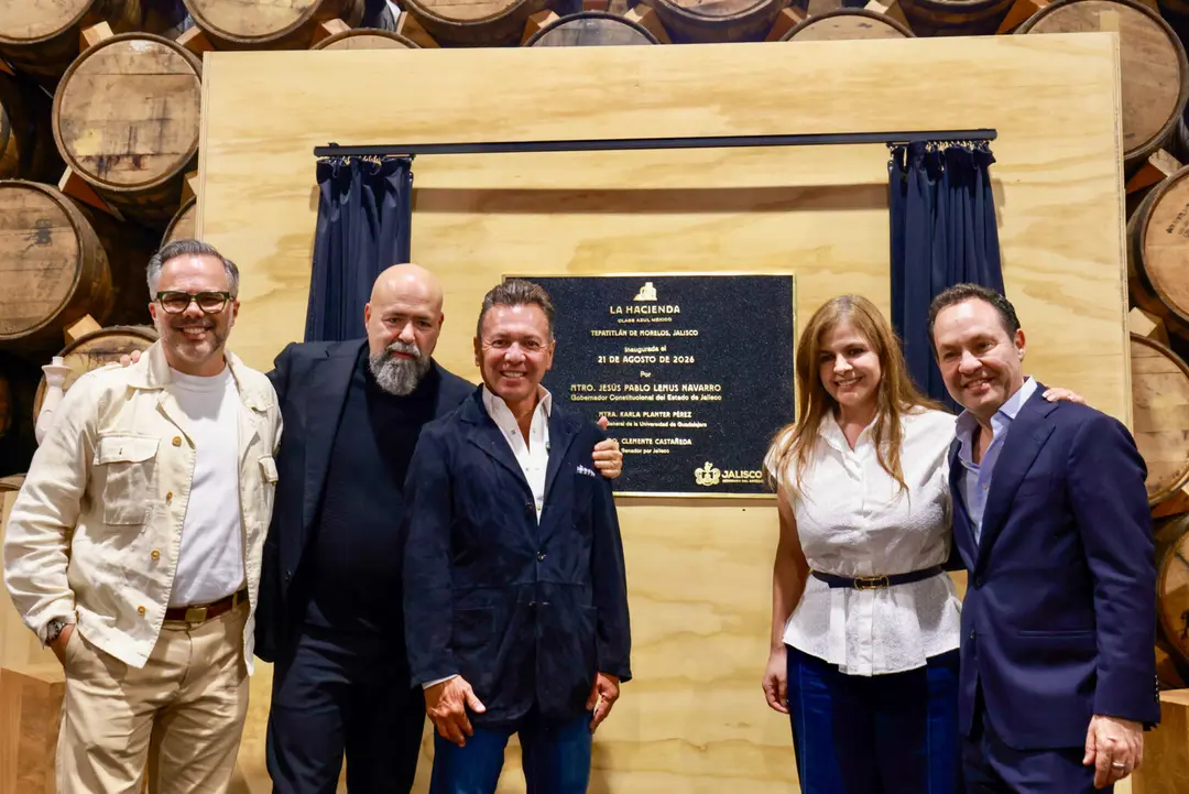 Lemus reconoce a Clase Azul como referente internacional del Tequila