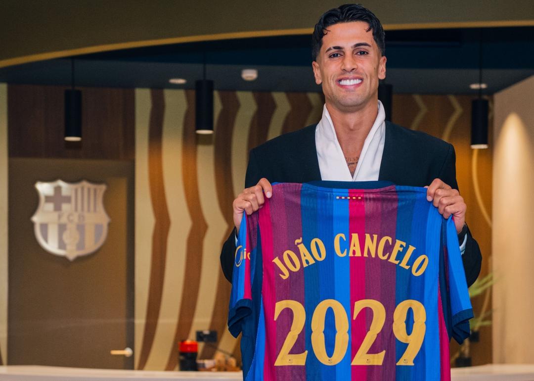 Cancelo es presentado oficialmente como nuevo jugador del Barcelona