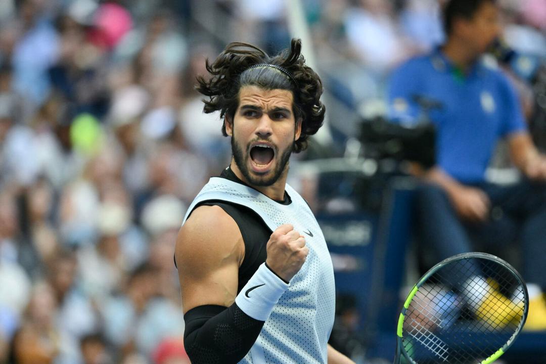 Alcaraz vence a Tommy Paul y avanza en el US Open