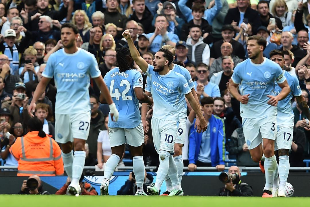 Manchester City vence al Sunderland y se coloca líder de la Premier League